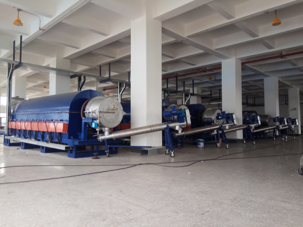 名稱：焙燒電池負極材料，規格：?0.65x7.2米間接電加熱
